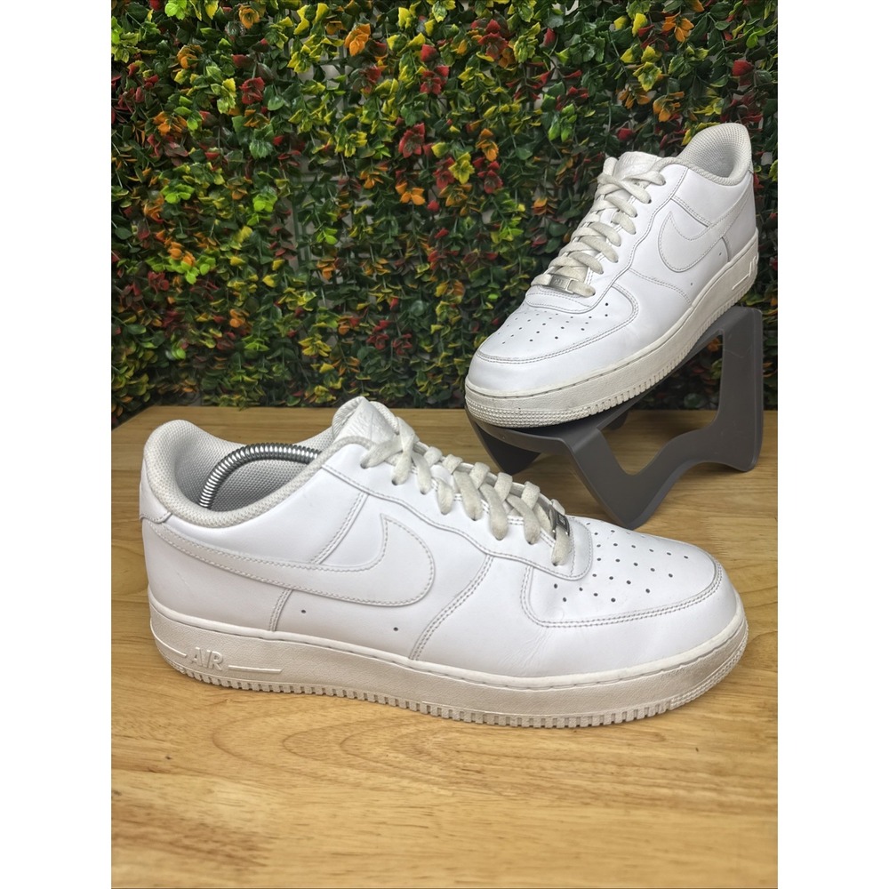 Nike Air Force 1 Low '07 Athletic Lifestyle Shoes Sneakers Triple White Men's 13